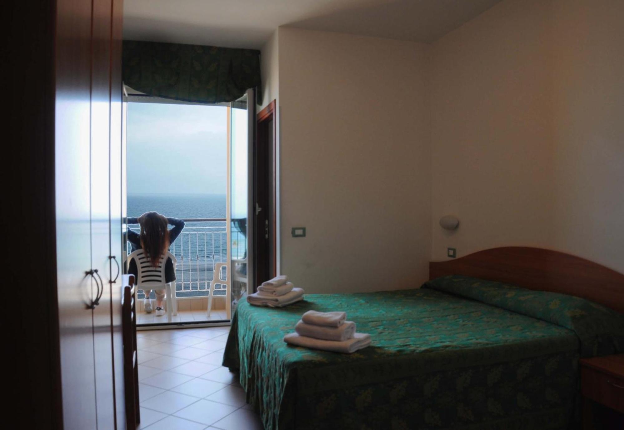 Hotel Belvedere Misano Adriatico Exterior foto